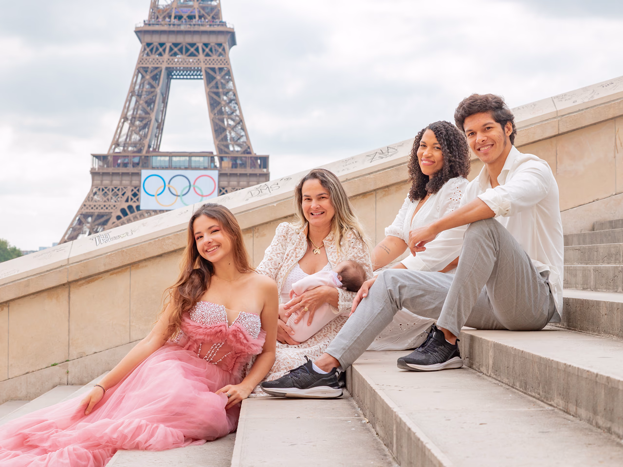 Family-Paris-photoshoot